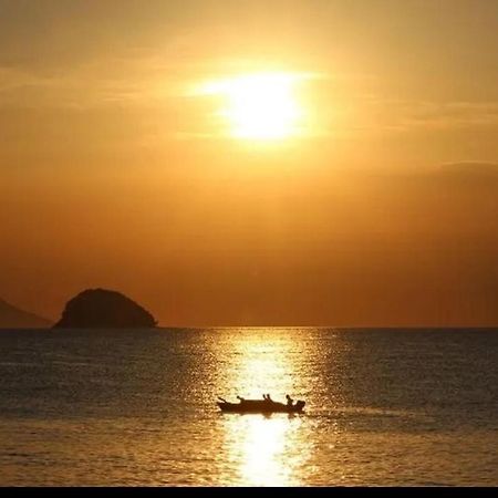 Pousada Quintal Da Barra 50 Metros Do Mar Боикуканга Экстерьер фото